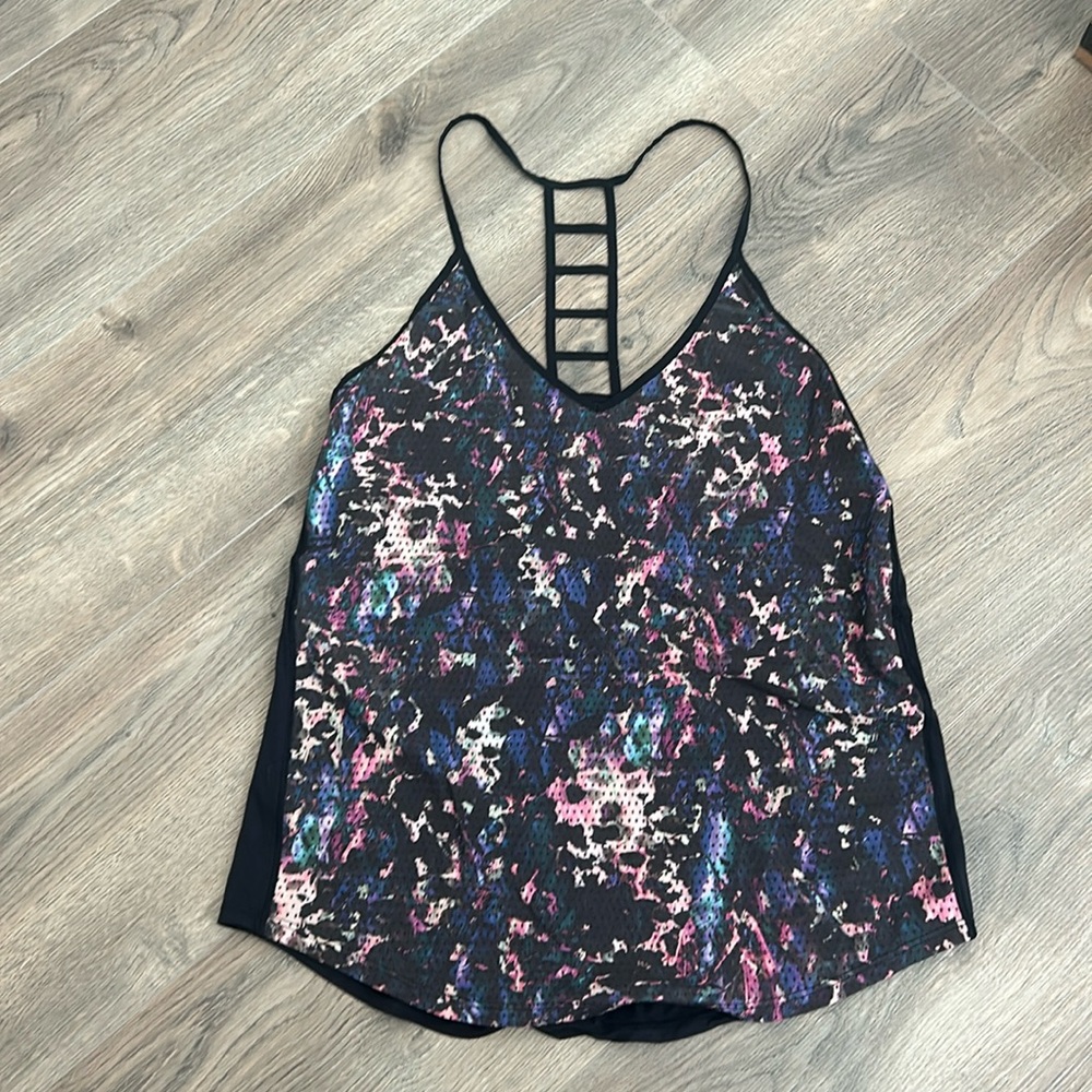 Lululemon light weight tank